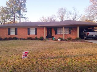 1220 Deering St, Cleveland, MS 38732