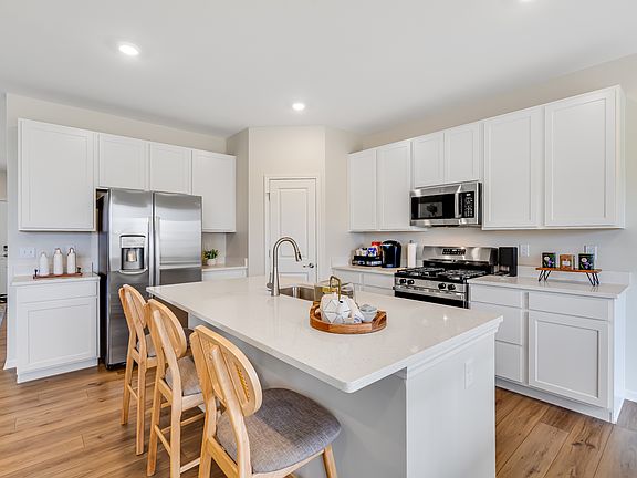 7th image of this home