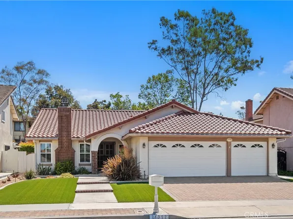 21352 Calle Sendero, Lake Forest, CA 92630