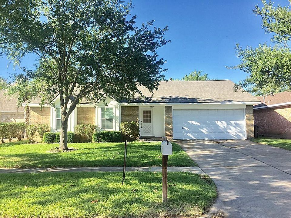 1st image of 3035 Sleepy Hollow Dr