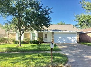 3035 Sleepy Hollow Dr, Sugar Land, TX 77479