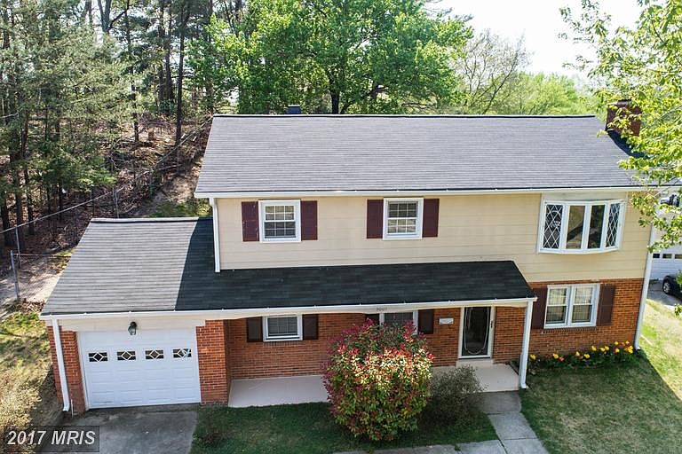 1st image of 3001 Akron St