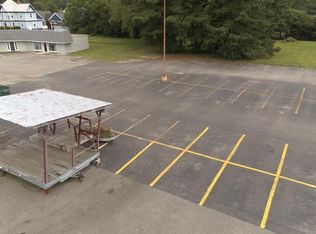 34A/39A Irvington Rd, Kilmarnock, VA 22482