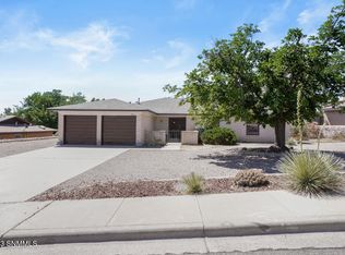 1825 Las Tunas Dr, Las Cruces, NM 88011