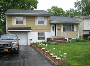 55 N Juliet St, Iselin, NJ 08830