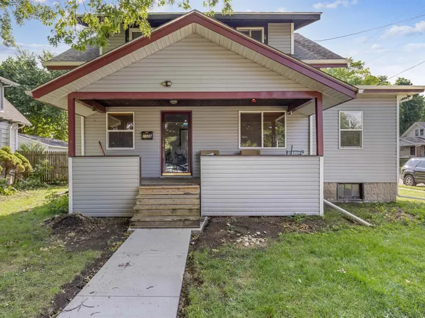 2128 Fremont St, Rockford, IL 61103