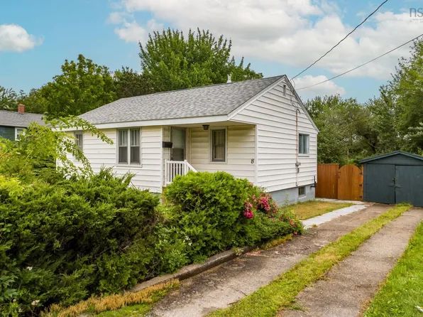 8 Brule St, Dartmouth, NS B3A 4G1