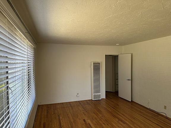 4th image of 519 W Orangeburg Ave
