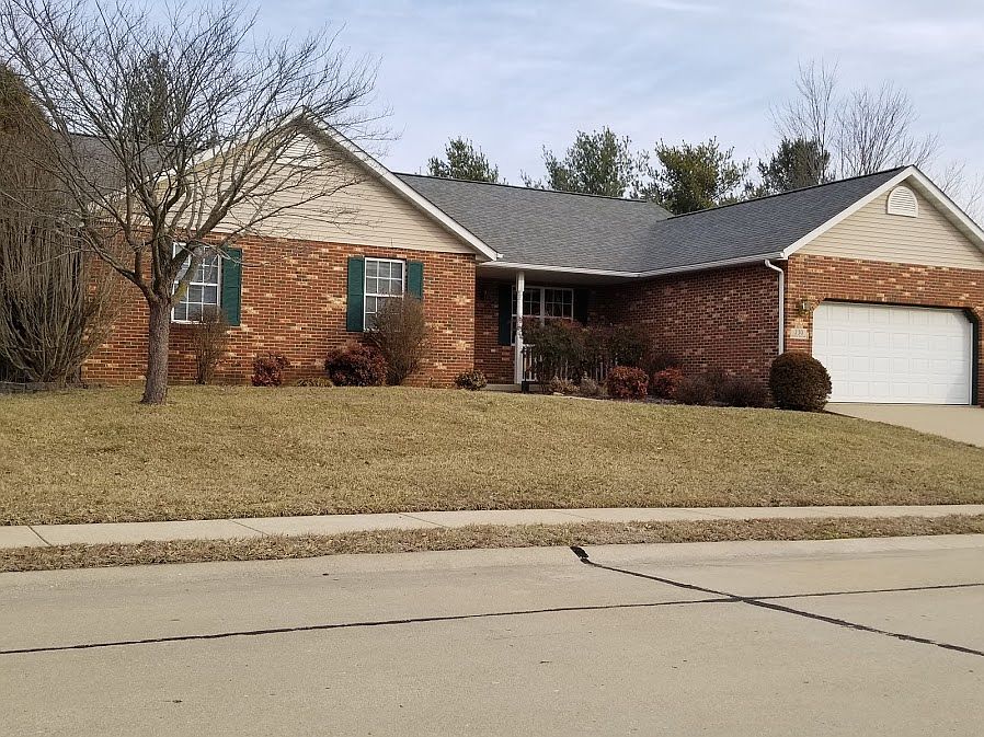 1st image of 230 Hodgens Mill Ln