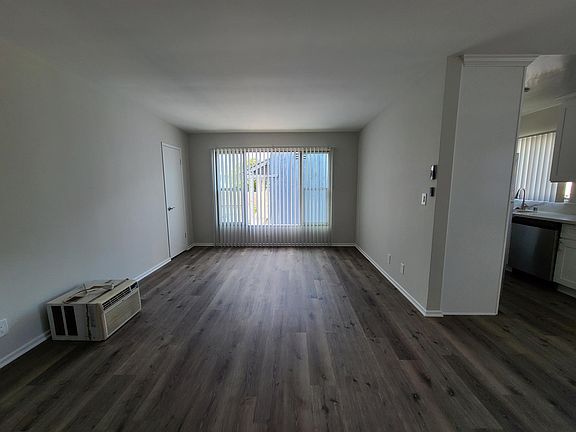 3rd image of 1006 N Sierra Bonita Ave #9