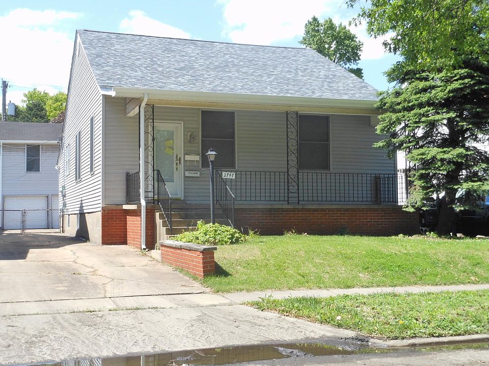 1st image of 2747 Washington Ave