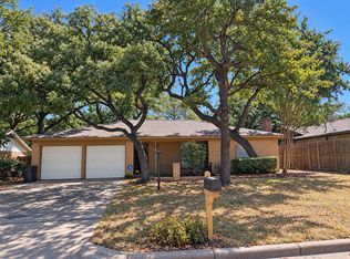 2809 Bent Tree Ln, Arlington, TX 76016