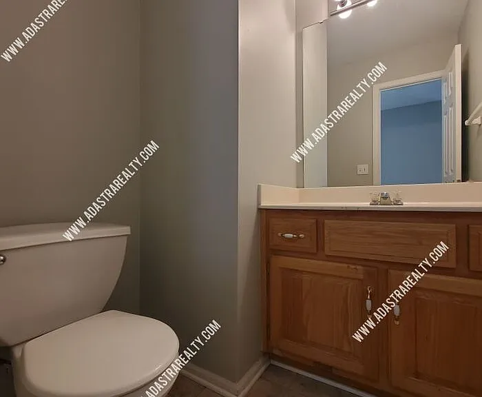 304 N 9th St #B — Photo 5