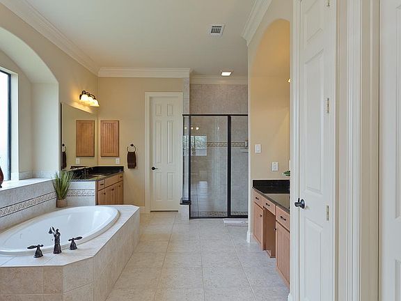 5th image of 515 Olmstead Park Dr