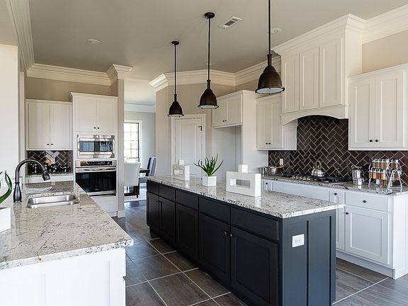 2nd image of 2808 Cobbler Pl