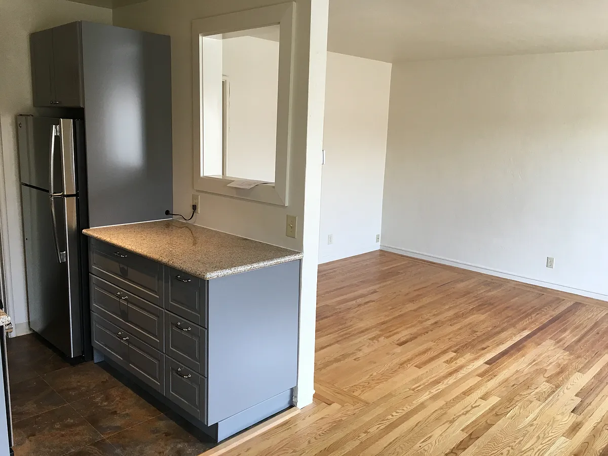 Building Photo - 650 Alcatraz Ave #F