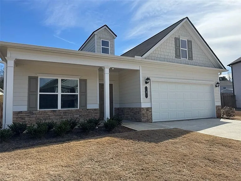 4 Bennett Way — Photo 3