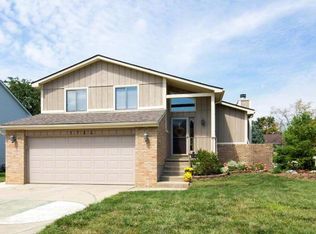 3786 Ravens Glen Dr, Columbus, OH 43221