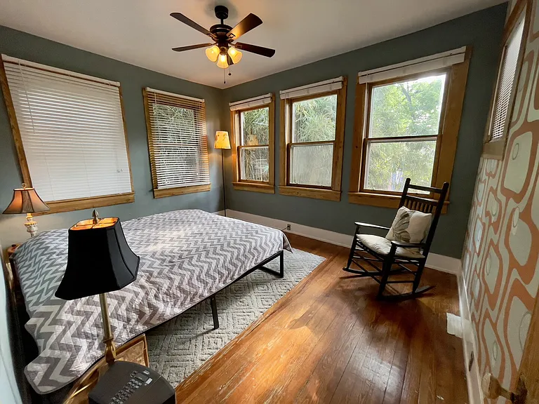 11th Pl S — Photo 7