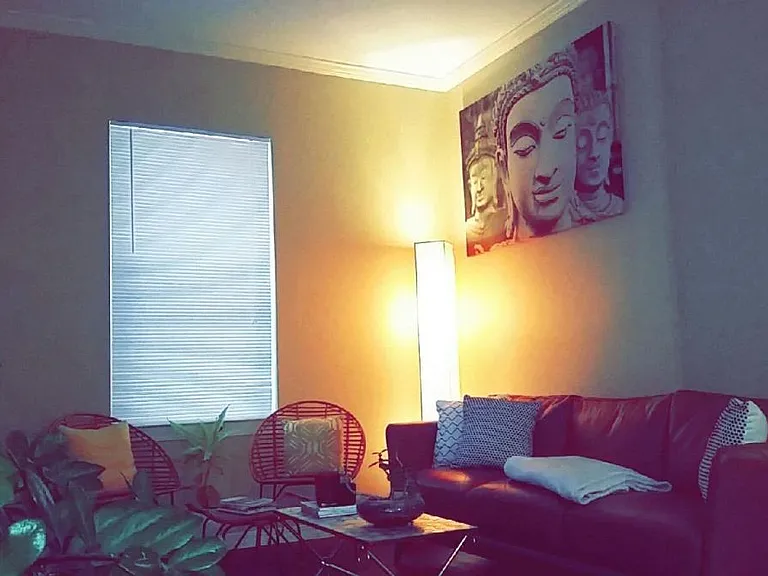Living room, Den