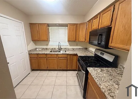 6411 Bluestone Dr — Photo 9