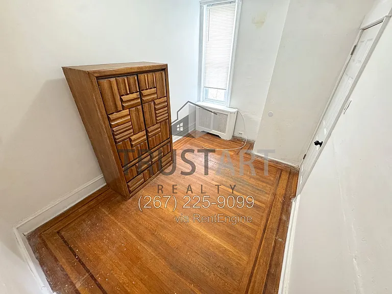 2082 Albright St — Photo 13