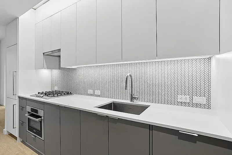 244 West 29th Street — Photo 2