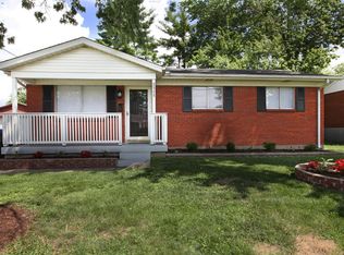 3311 Twin Oak Ln, Louisville, KY 40219