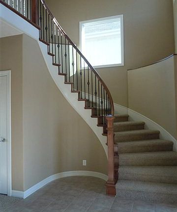 4th image of 1611 Cary Cres