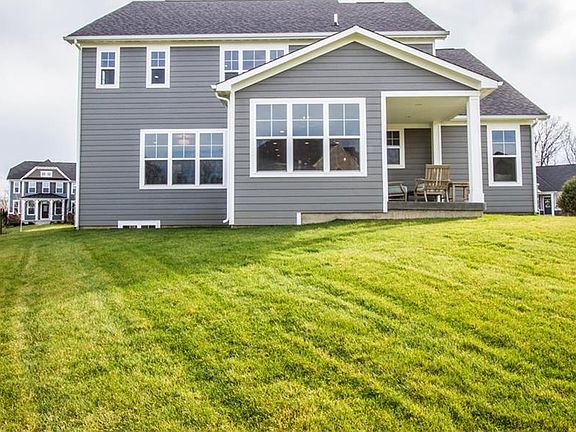 3rd image of 6928 Linden Woods Dr