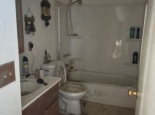 135 Blossom Ln, Niles, OH 44446