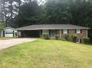 6046 Dodgen Rd SW, Mableton, GA 30126