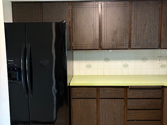 5th image of 12807 E Alki Ave
