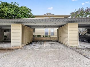 9435 Pagewood Ln, Houston, TX 77063