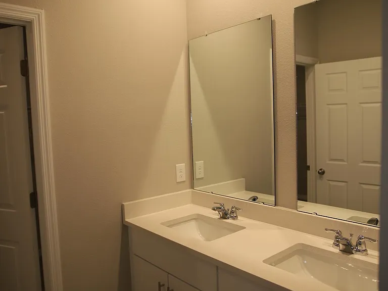 236 S Zuni Rd — Photo 14
