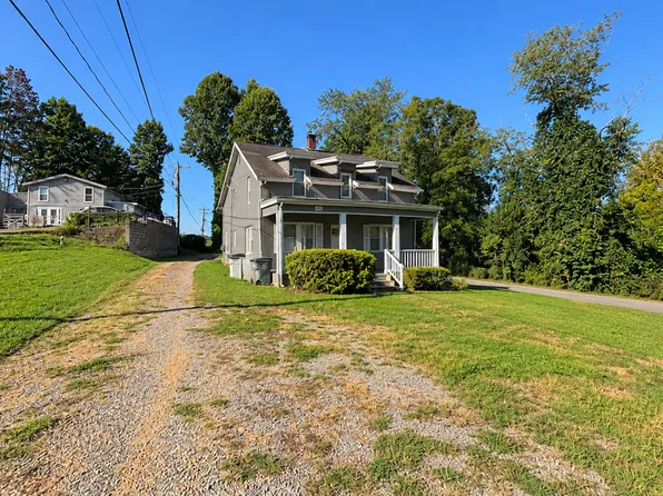 808 Harrisburg Dr SW, 808 Harrisburg Dr SW Unit A, Lenoir, NC 28645