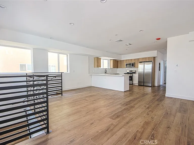 6425 Troost Ave #1/2 — Photo 4