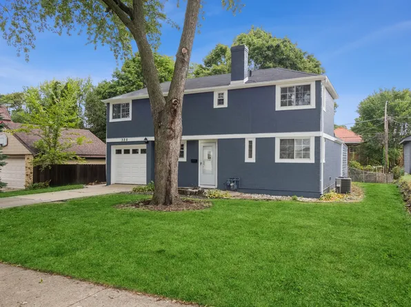 325 N Commonwealth Ave, Elgin, IL 60123