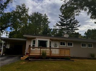26 Circle Dr, Medina, OH 44256