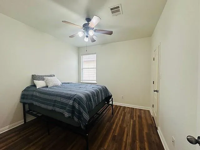 18501 Blue Pond Dr — Photo 26