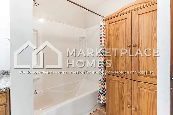 5202 E State Road 42 — Photo 12