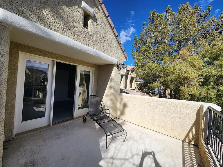 9516 Royal Lamb Dr — Photo 50