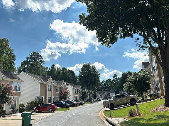 5th image of 3031 Fields Dr
