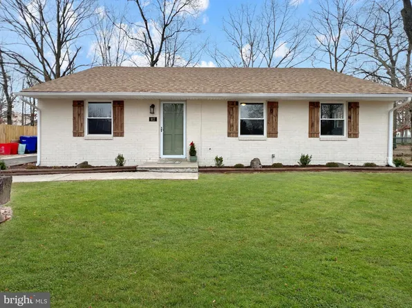 917 Louis Dr, Millville, NJ 08332