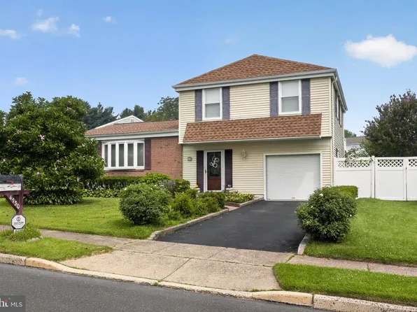 4730 Lanfair Pl, Bensalem, PA 19020