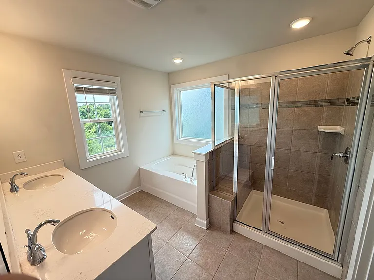 11440 Westbranch Pkwy — Photo 12