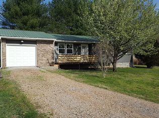 500 Alba Ln, Cobden, IL 62920