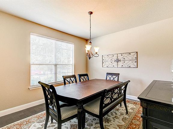 5th image of 6821 Swallow Ln