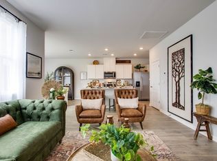 5006 Hunters Village Dr, Lebanon, TN 37087