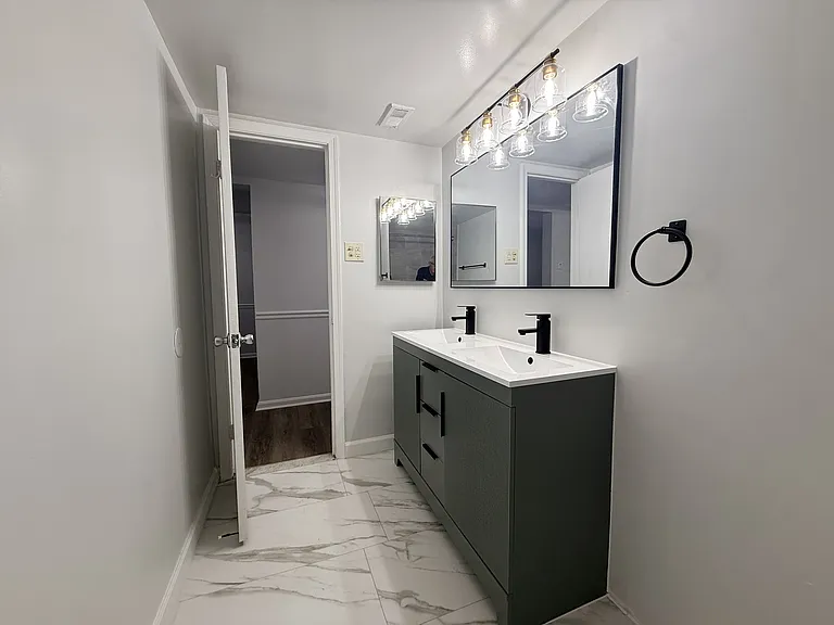 784 Quince Orchard Blvd #P2 — Photo 13